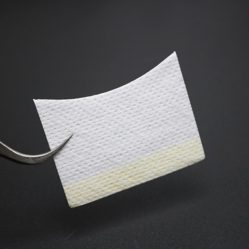 Protective patch for eyeshadow application. 40 units