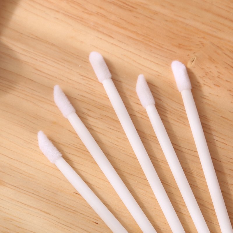 Disposable Solid-Stem Lip Brush (Flocked) – 50pcs 